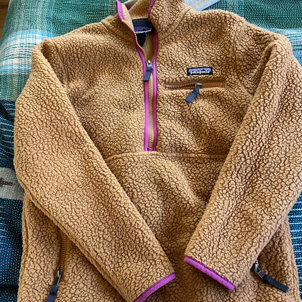 Patagonia Tan Fleece Jacket with Purple Accents